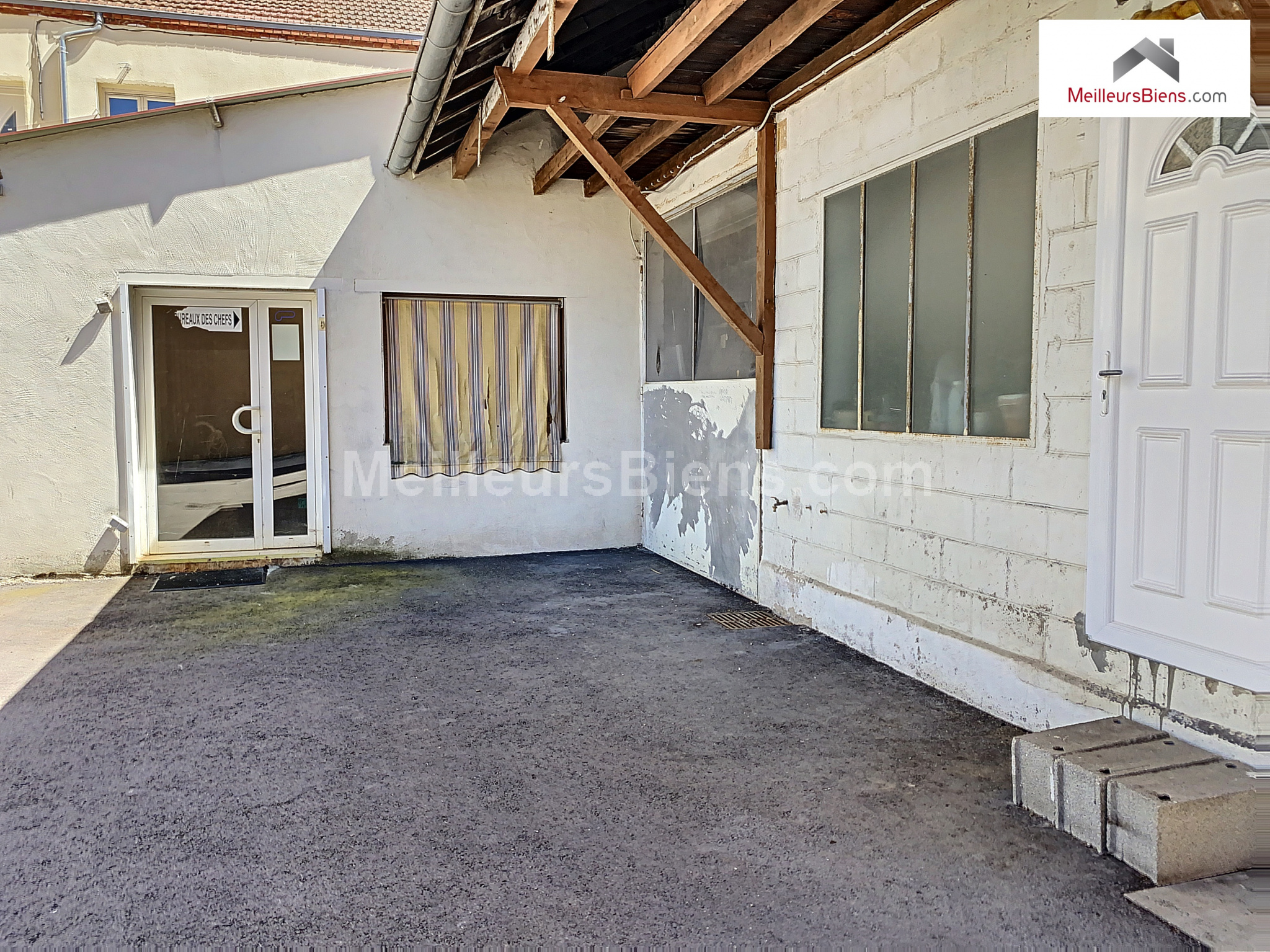 Dpt.71, MONTCEAU LES MINES, Immeuble, entrepôt, 200m2, terrain 300m2,