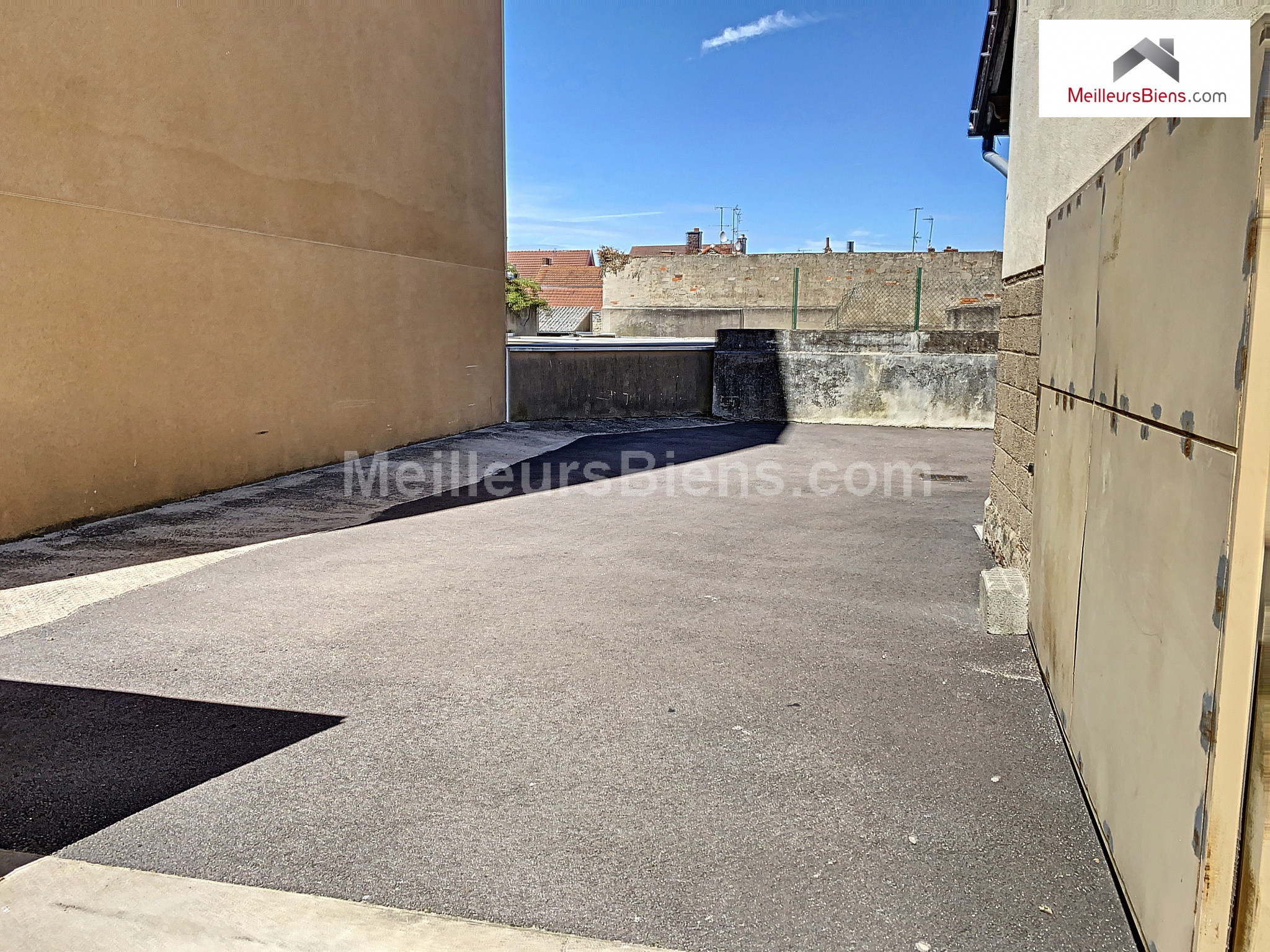 Dpt.71, MONTCEAU LES MINES, Immeuble, entrepôt, 200m2, terrain 300m2,