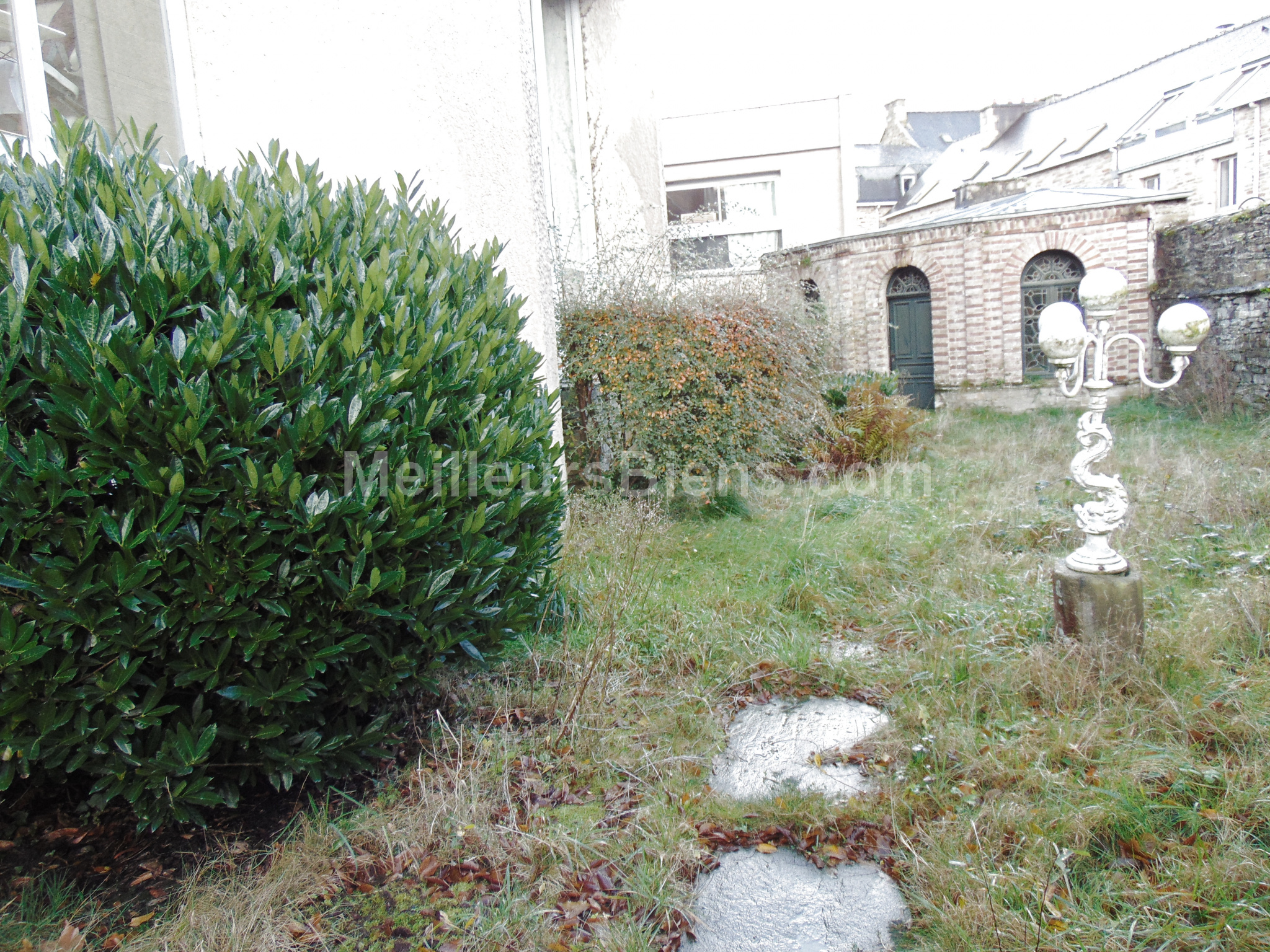 LOCAL COMMERCIAL A FORT POTENTIEL DE 780M2 DIVISIBLE!