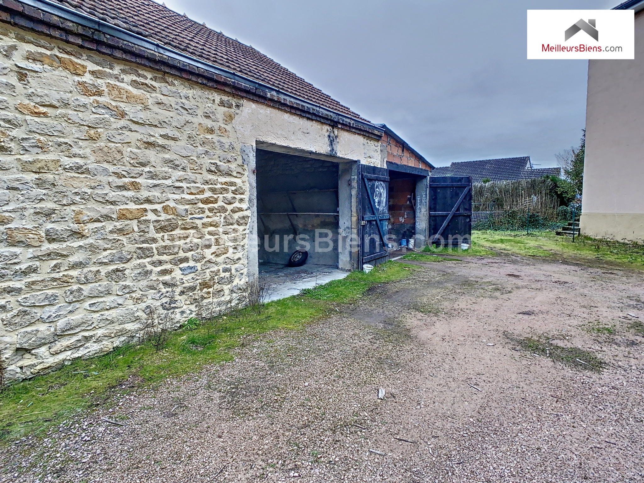 Dpt.71, MONTCEAU LES MINES, Immeuble 400m2, terrain 750m2
