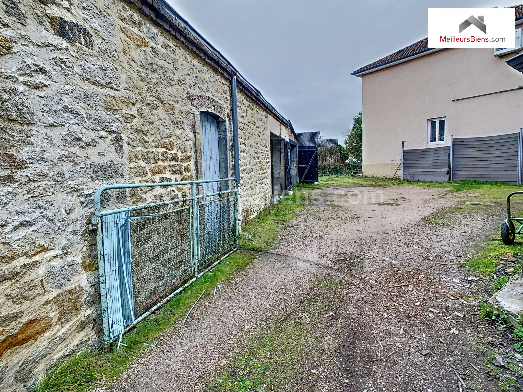 Dpt.71, MONTCEAU LES MINES, Immeuble 400m2, terrain 750m2