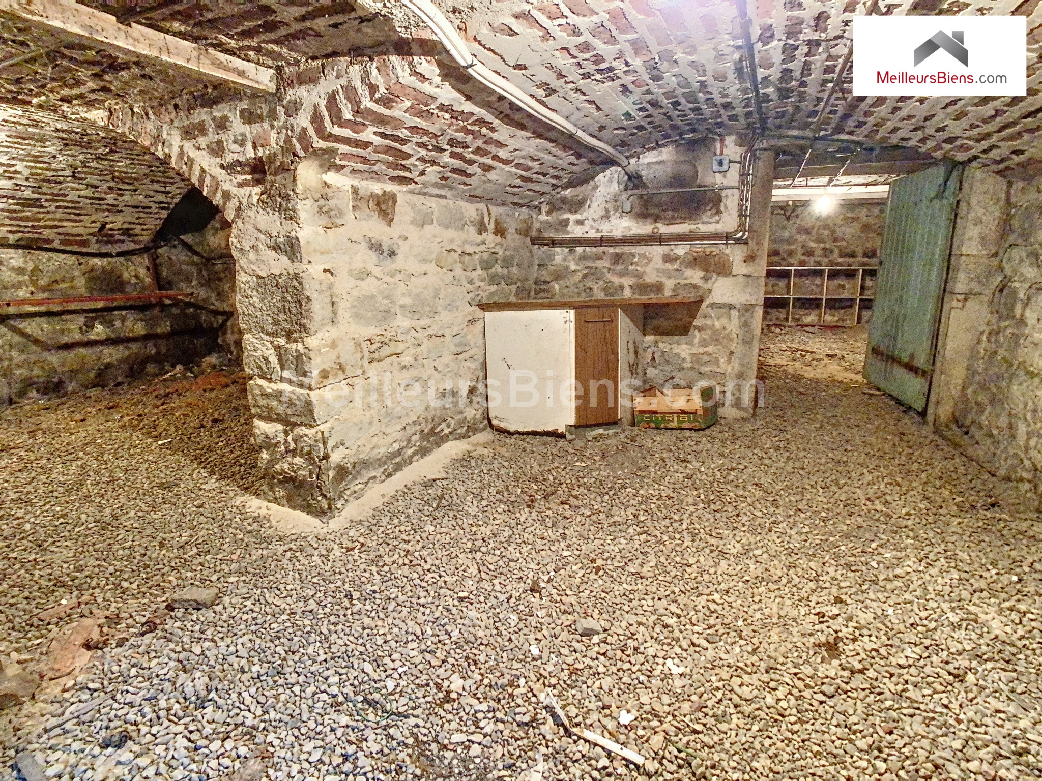 Dpt.71, MONTCEAU LES MINES, Immeuble 400m2, terrain 750m2